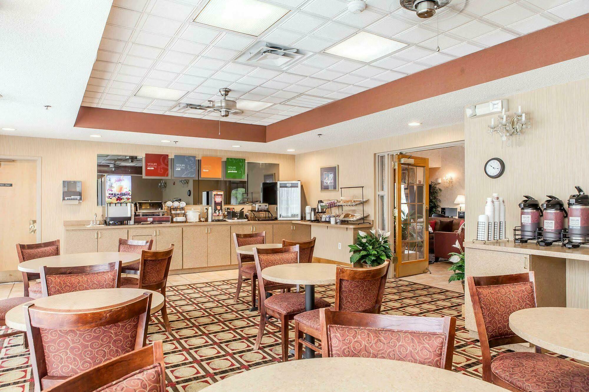 ניופורט Econo Lodge מראה חיצוני תמונה